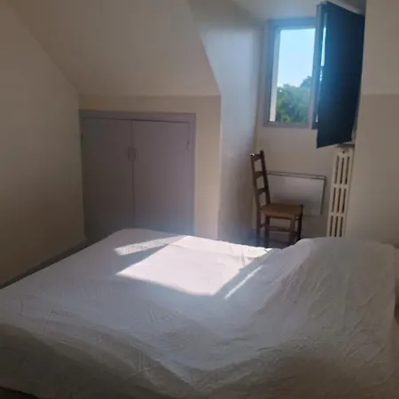 Des Pyrenees Hotel